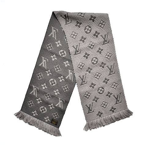 which louis vuitton scarves are worth to buy|louis vuitton wool scarf.